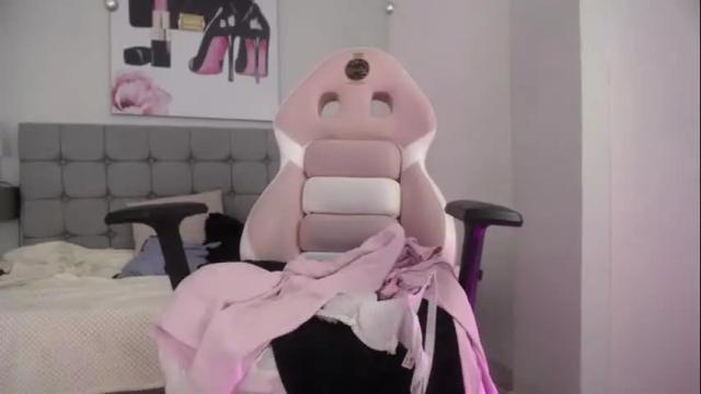 Image 8 of seleny_fitness Stream on Chaturbate on 1 month ago