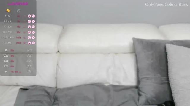 Image 8 of selina_thick Stream on Chaturbate on 13 months ago
