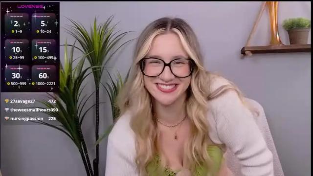 Image 3 of selina_thick Stream on Chaturbate on 9 days ago