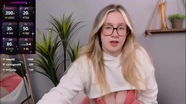 Image 11 of selina_thick Stream on Chaturbate on 8 days ago