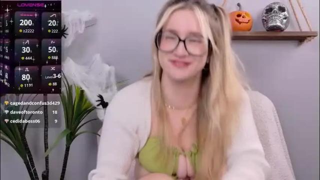 Image 6 of selina_thick Stream on Chaturbate on 3 days ago