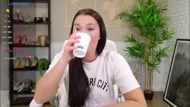 Image 2 of selinesole_ Stream on Chaturbate on 1 month ago