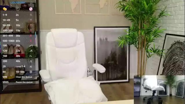 Image 12 of selinesole_ Stream on Chaturbate on 1 month ago