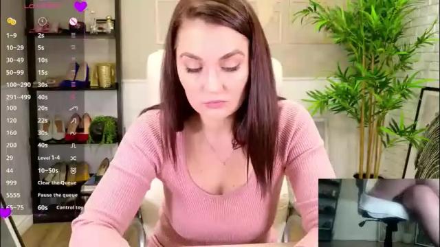 Image 6 of selinesole_ Stream on Chaturbate on 19 days ago