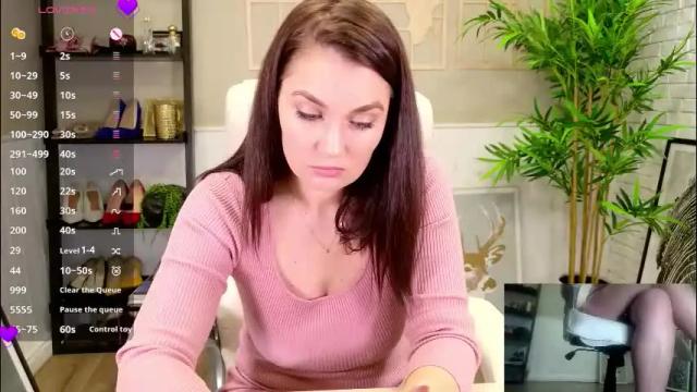 Image 7 of selinesole_ Stream on Chaturbate on 19 days ago