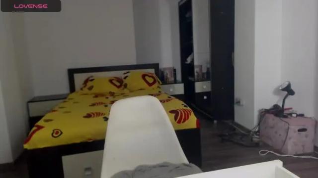 Image 12 of sellena_angel Stream on Chaturbate on 22 months ago