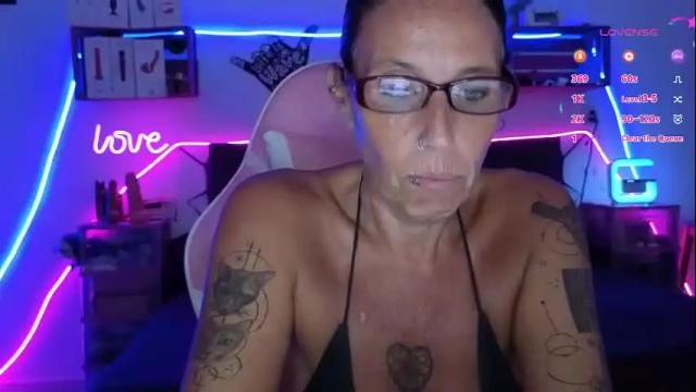 Image 11 of selvaggia_del_caribe Stream on Chaturbate on 22 days ago
