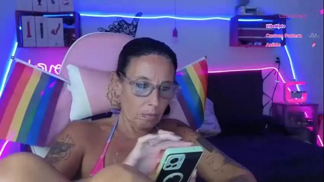 Image 6 of selvaggia_del_caribe Stream on Chaturbate on 11 days ago