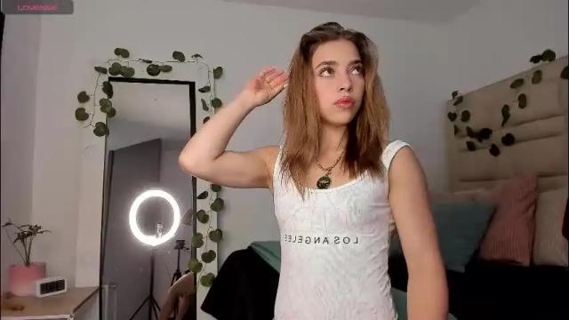 Image 8 of selyn_ Stream on Chaturbate on 1 month ago