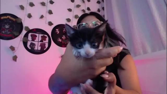 Image 12 of sensual_flame Stream on Chaturbate on 7 hours ago