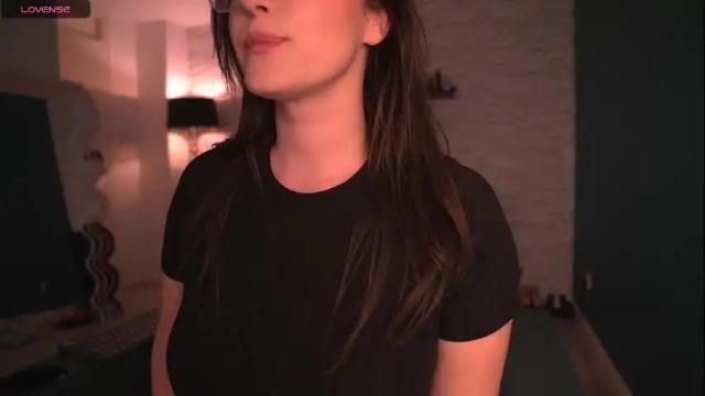 Image 2 of sensual_jassmine Stream on Chaturbate on 1 month ago