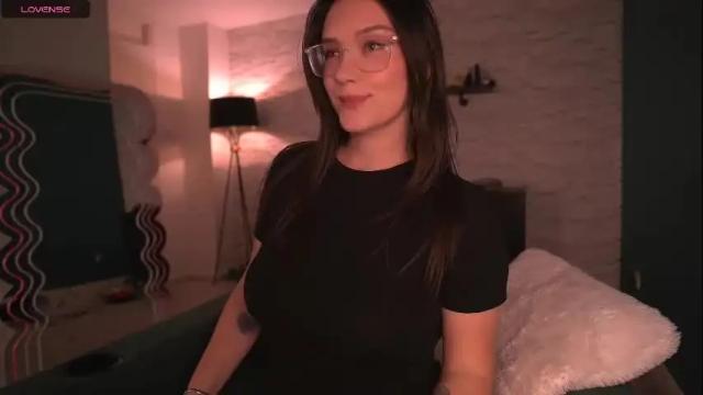 Image 7 of sensual_jassmine Stream on Chaturbate on 1 month ago
