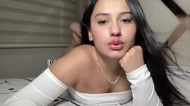 Image 3 of sensual_little_angel Stream on Chaturbate on 12 months ago