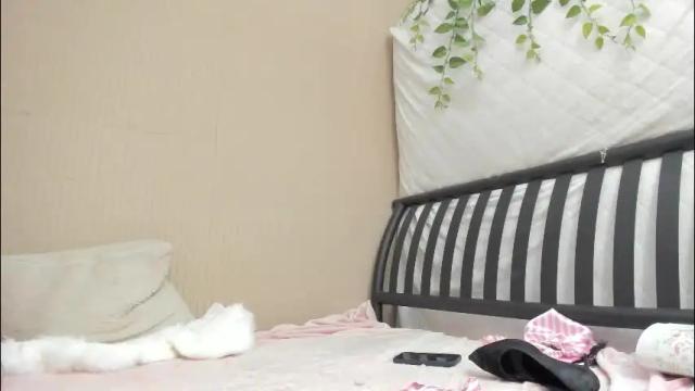 Image 2 of sensual_miss_mia Stream on Chaturbate on 16 days ago