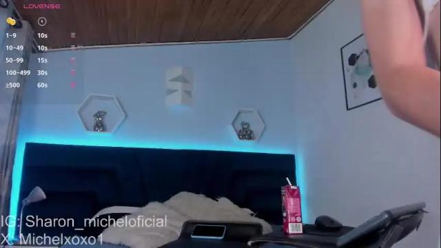 Image 2 of sensual_sharon Stream on Chaturbate on 1 month ago