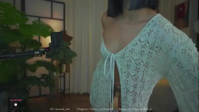 Image 3 of sensualcherry_ Stream on Chaturbate on 18 hours ago