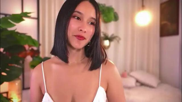 Image 2 of sensualcherry_ Stream on Chaturbate on 2 months ago