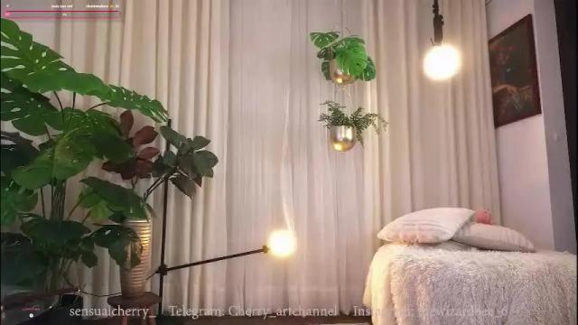 Image 4 of sensualcherry_ Stream on Chaturbate on 2 months ago