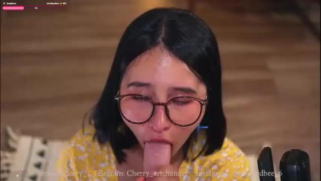 Image 3 of sensualcherry_ Stream on Chaturbate on 1 month ago