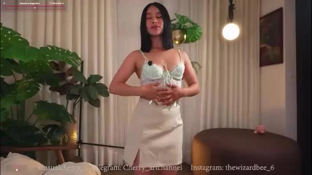 Image 2 of sensualcherry_ Stream on Chaturbate on 1 month ago