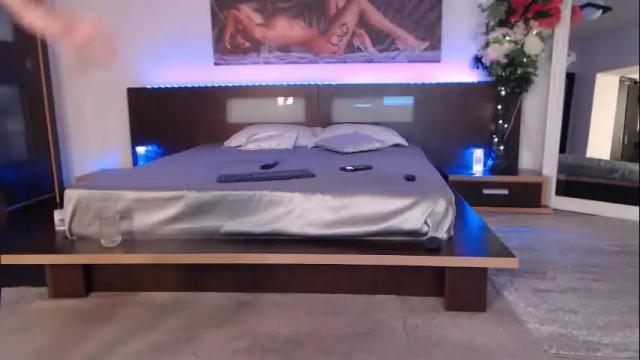 Image 11 of sensualhallie Stream on Chaturbate on 1 month ago