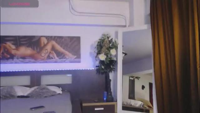 Image 11 of sensualhallie Stream on Chaturbate on 1 month ago