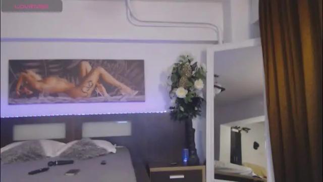 Image 6 of sensualhallie Stream on Chaturbate on 2 months ago