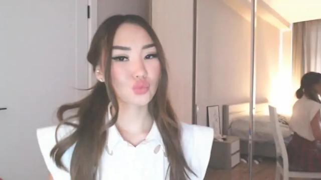 Image 4 of sensualonyou Stream on Chaturbate on 15 months ago