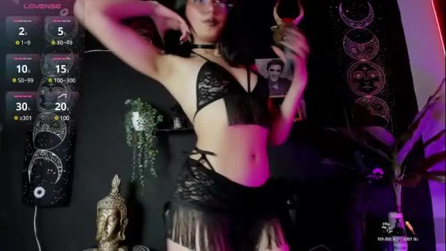 Image 6 of seraphine_blue Stream on Chaturbate on 1 month ago