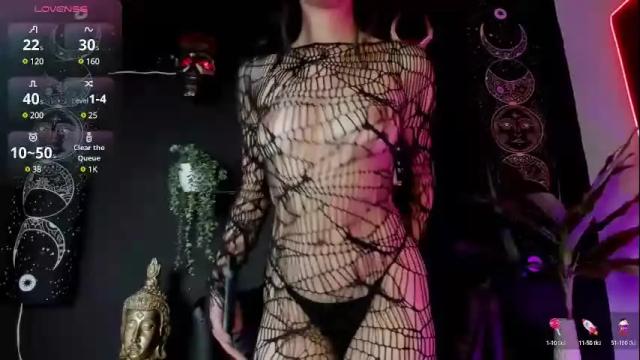 Image 4 of seraphine_blue Stream on Chaturbate on 1 month ago