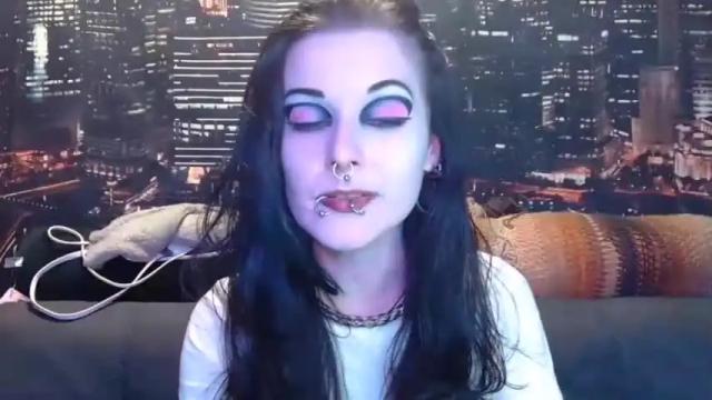 Image 6 of seraphinmunster Stream on Chaturbate on 15 months ago