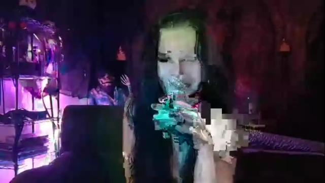 Image 3 of seraphinmunster Stream on Chaturbate on 2 months ago