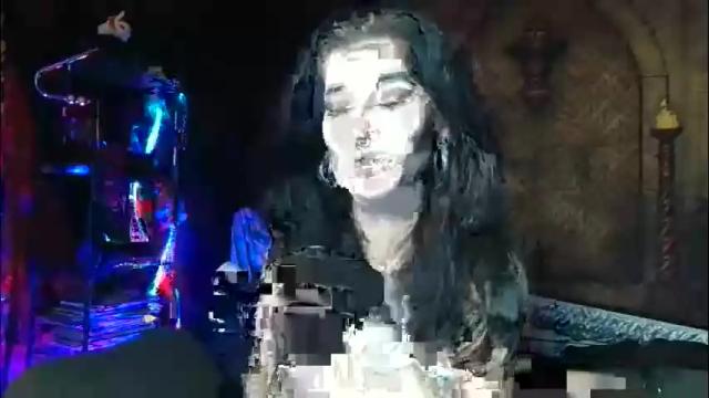 Image 2 of seraphinmunster Stream on Chaturbate on 1 month ago