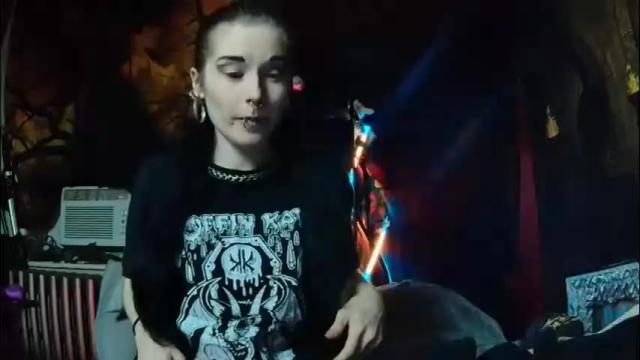 Image 3 of seraphinmunster Stream on Chaturbate on 1 month ago