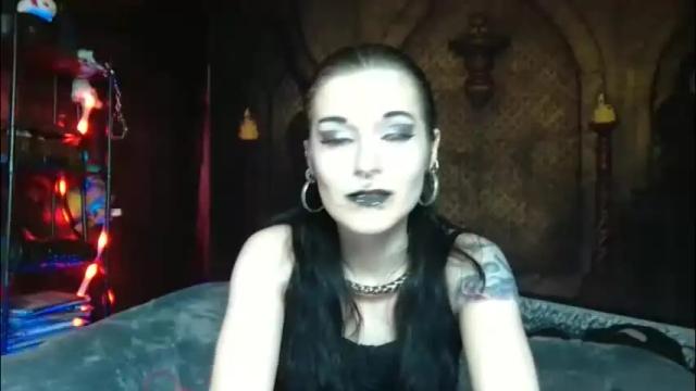 Image 2 of seraphinmunster Stream on Chaturbate on 1 month ago
