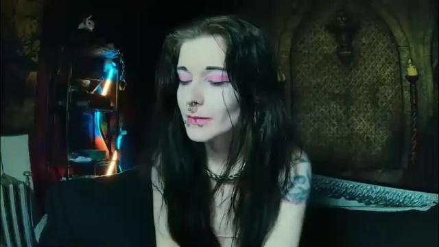 Image 6 of seraphinmunster Stream on Chaturbate on 4 days ago