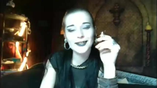 Image 2 of seraphinmunster Stream on Chaturbate on 3 days ago