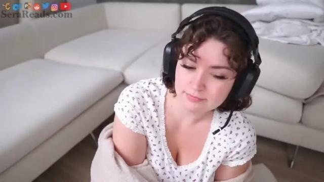 Image 11 of serareads Stream on Chaturbate on 1 month ago