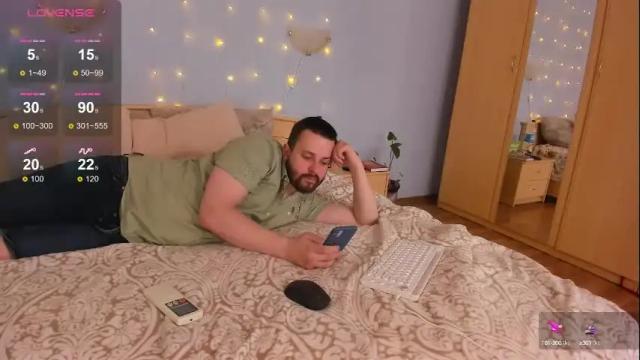 Image 2 of serdron_ Stream on Chaturbate on 28 days ago