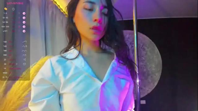 Image 3 of sereia_7777 Stream on Chaturbate on 13 days ago