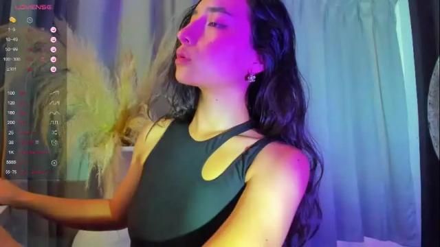 Image 3 of sereia_7777 Stream on Chaturbate on 9 days ago