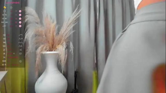 Image 4 of sereia_7777 Stream on Chaturbate on 4 days ago