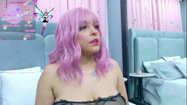 Image 2 of serena_15 Stream on Chaturbate on 3 months ago
