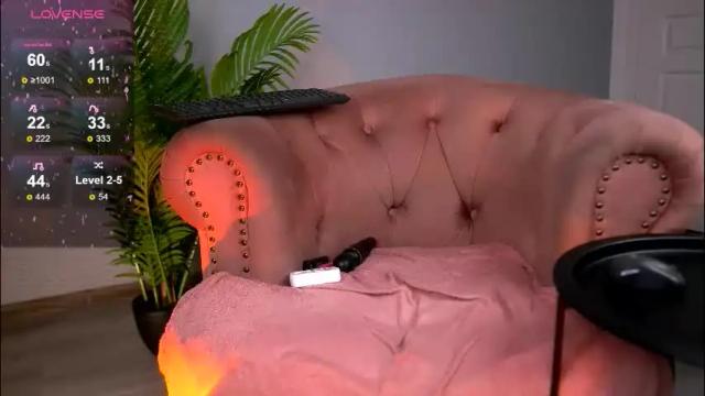 Thumbnail 2, serenagrant's Stream at Chaturbate, 1 month ago