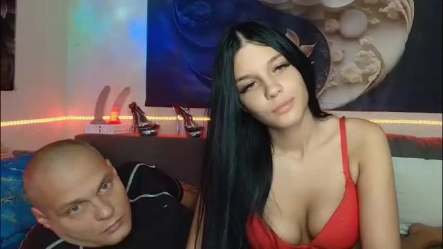 Image 12 of serenalovesryan Stream on Chaturbate on 2 months ago