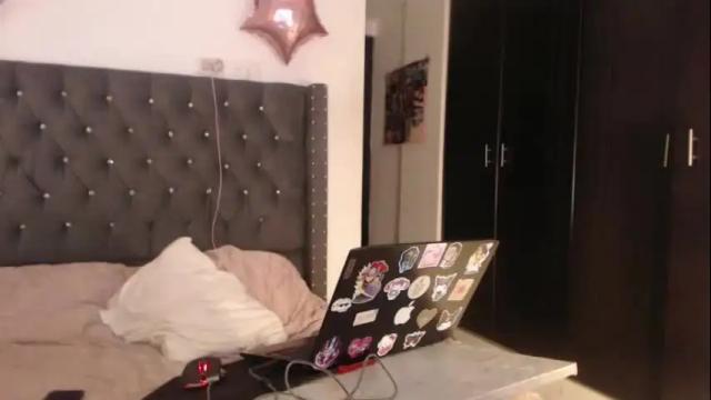 Image 6 of serenaroussee Stream on Chaturbate on 5 days ago
