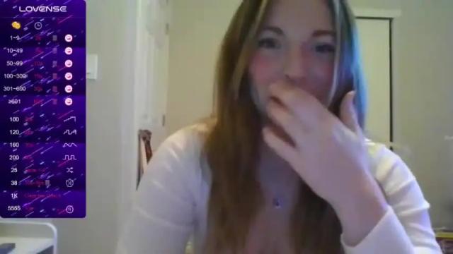 Image 2 of serenatomorrowx3 Stream on Chaturbate on 20 months ago