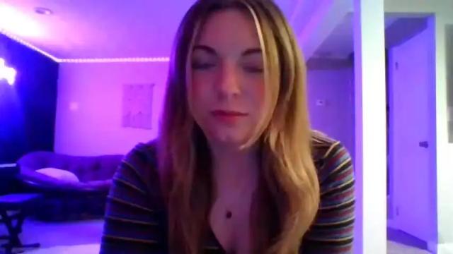 Image 4 of serenatomorrowx3 Stream on Chaturbate on 19 months ago
