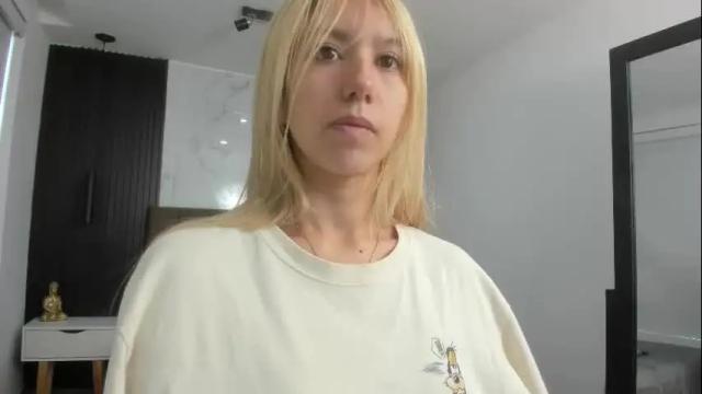 Image 4 of serene_waves Stream on Chaturbate on 29 days ago
