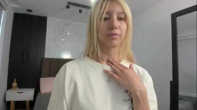 Image 7 of serene_waves Stream on Chaturbate on 29 days ago